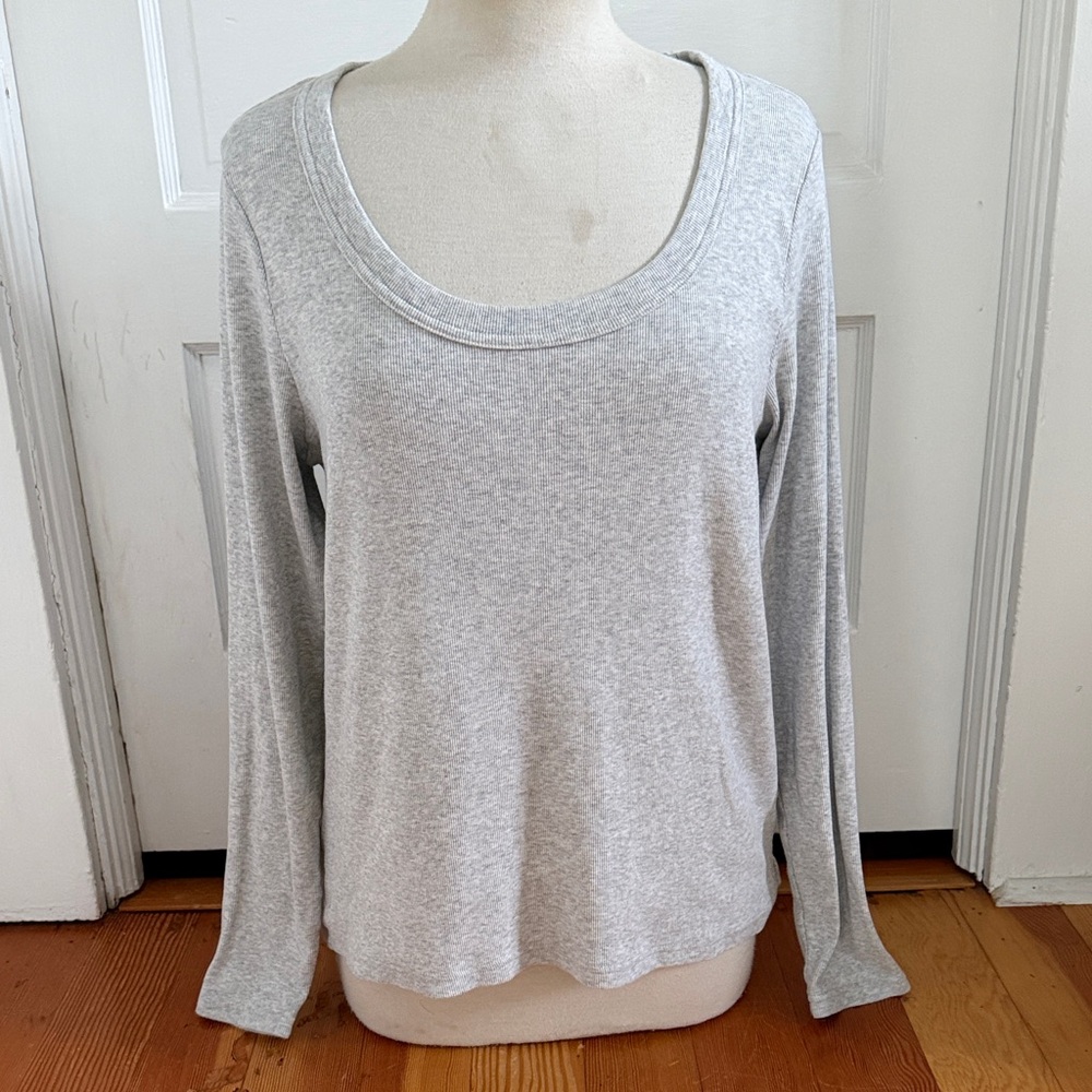 Banana Republic Long Sleeve Grey Rib‎ Knit Tee Shirt XL